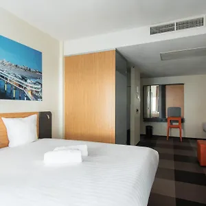 Easyhotel Scheveningen Otel